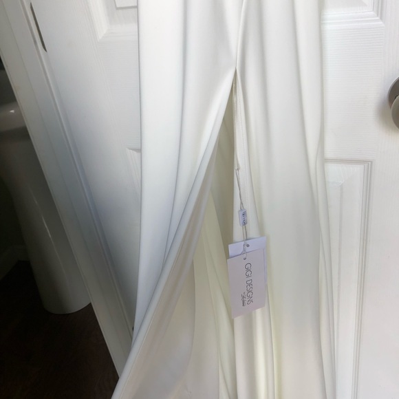 Women’s formal dress Size 4 - Picture 2 of 8